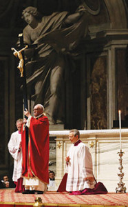 Pope Francis venerates the crucifix during the Lord’s Passion on Good Friday in St. Peter’s Basilica on March 29 (Galazka photo).