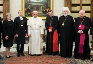 From Finland to Rome (from left to right): the Lutheran Archbishop Maekinen, Pope Francis, Cardinal Koch, the Orthodox Archbishop Leo and the Catholic bishop of the capital, Helsinki, Teemu Sippo.