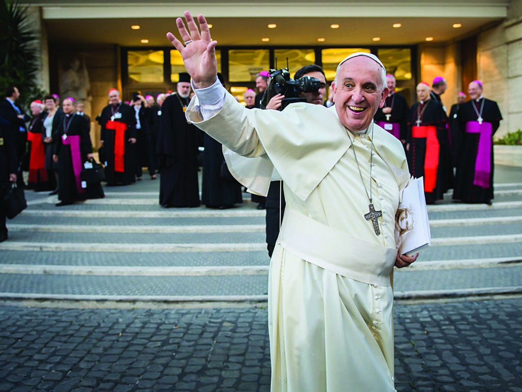 pope-francis sinodo famiglia-18-oct-2014 x