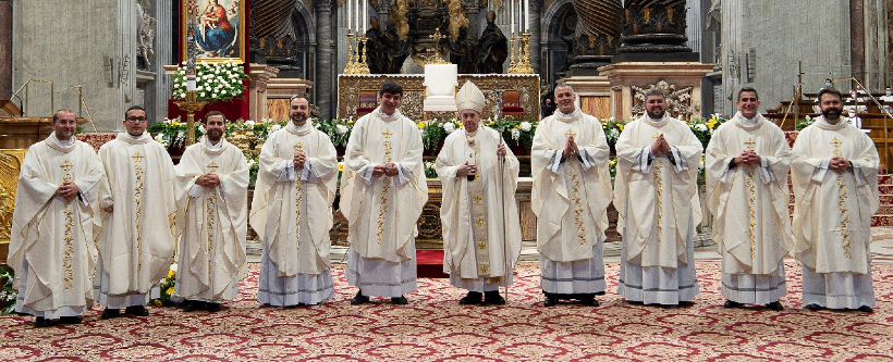 Pope at Mass: Priestly ordination ‘a gift of service’