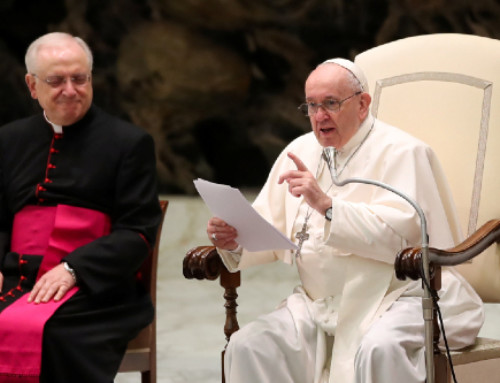 From ‘falling in love’ to mature love: Pope Francis’ message for engaged couples