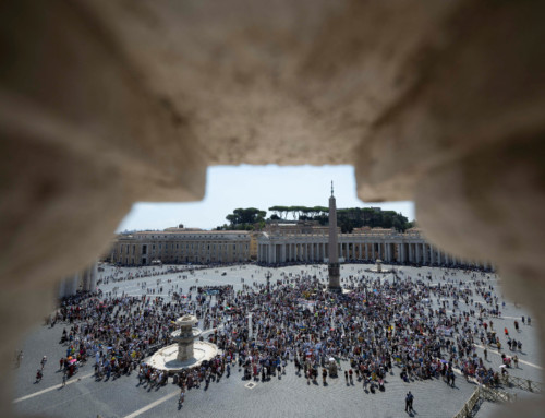 Pope at Angelus: ‘Fear not but be vigilant’